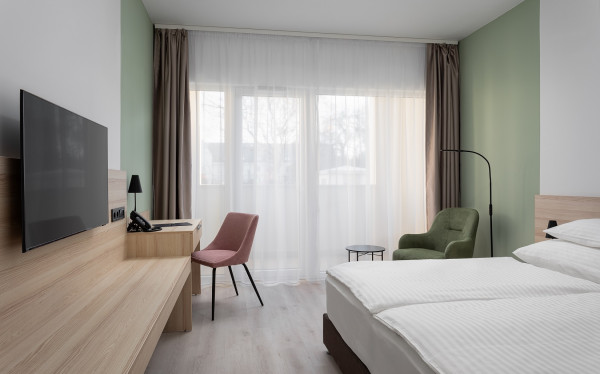 Hunguest Hotel Flóra, Standard double room on the ground floor