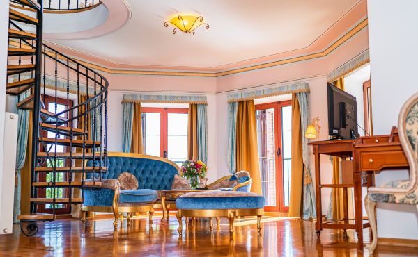 Hotel Miramar, Neptune Tower Suite