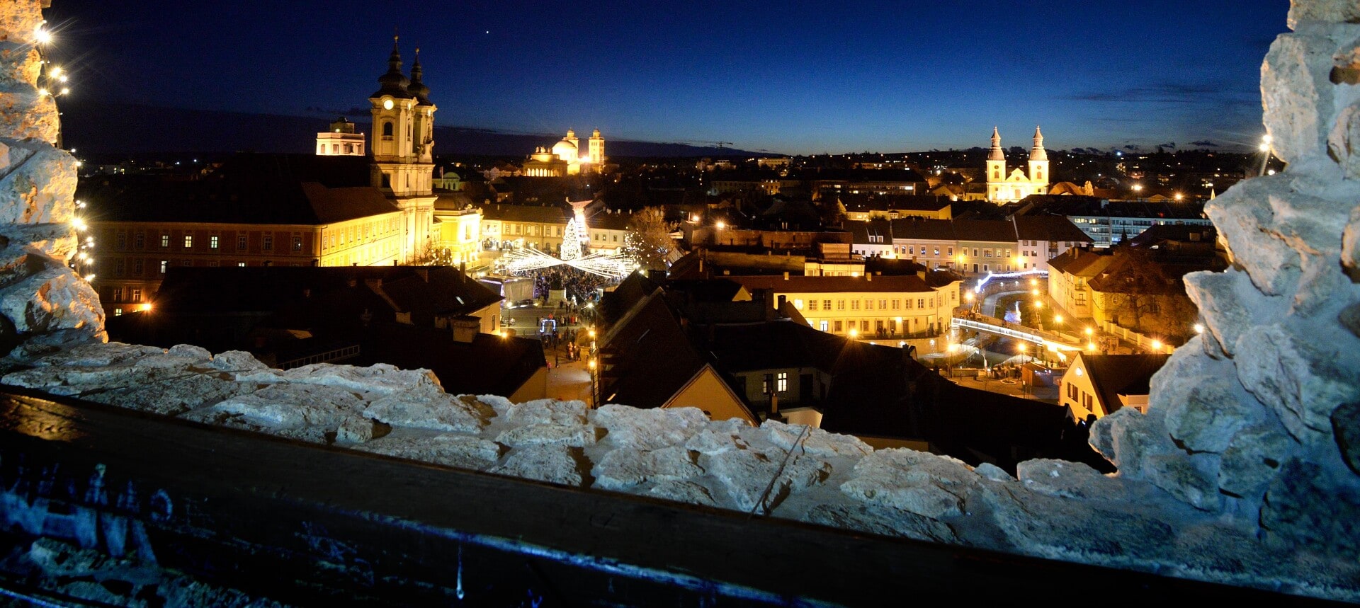 Hunguest Hotel Flóra - Eger - Отель Flóra