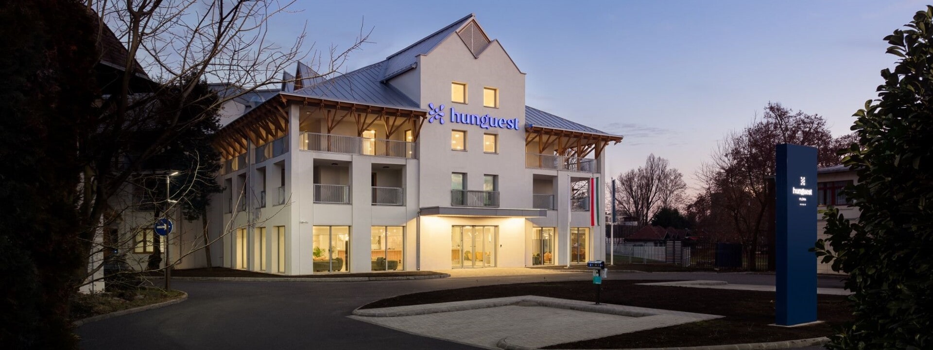 Hunguest Hotel Flóra - Eger - Hotel Flóra