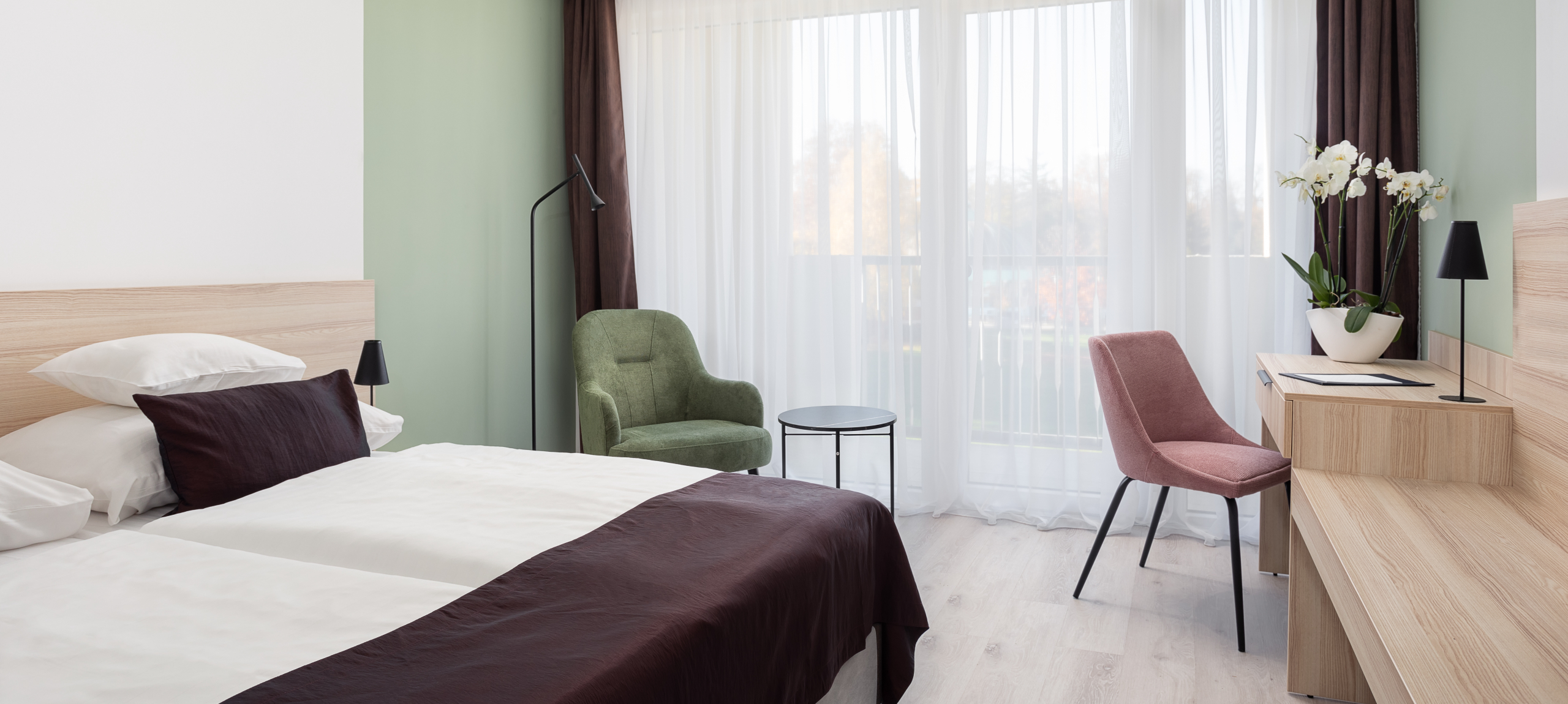 Eger - Hunguest Hotel Flóra - Legjobb ár fürdőbelépővel